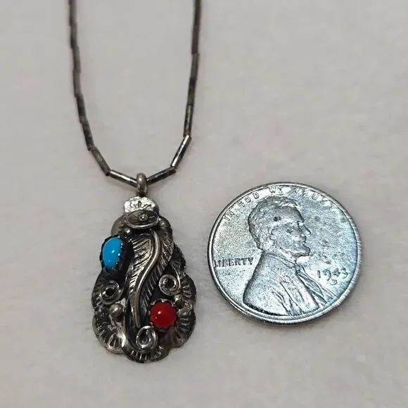 Navajo Turquoise Sterling Silver Necklace - Picture 6 of 6